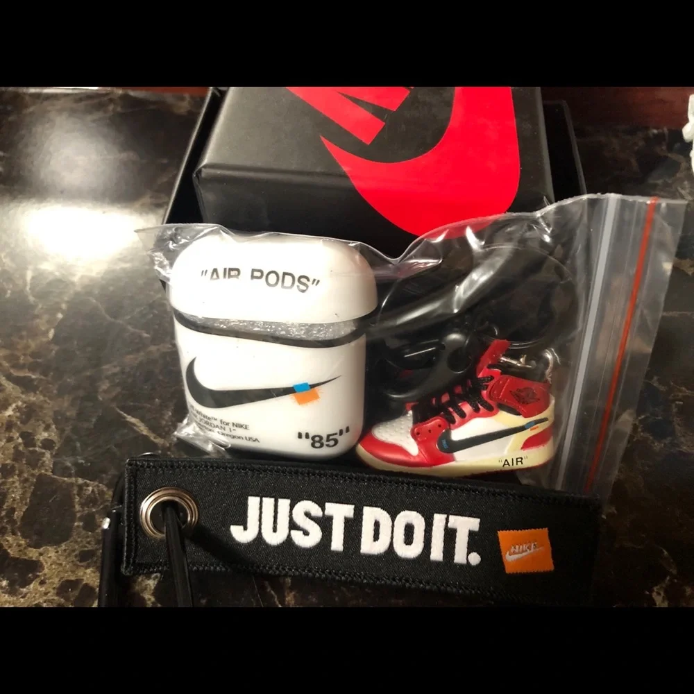 COPY - AirPod Case